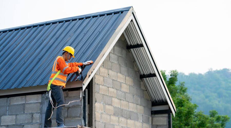 Expert Emergency Roof Repairs services in Augusta, ME
